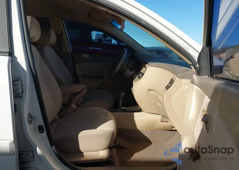 2011 Kia Rio Lx z USA, uszkodzony, nr VIN KNADH4A37B6749840